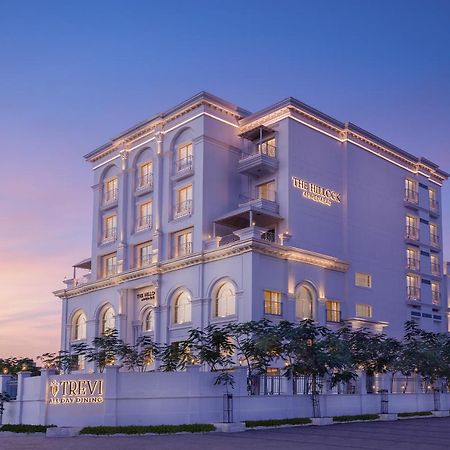 Hotel Hillock أحمد أباد المظهر الخارجي الصورة