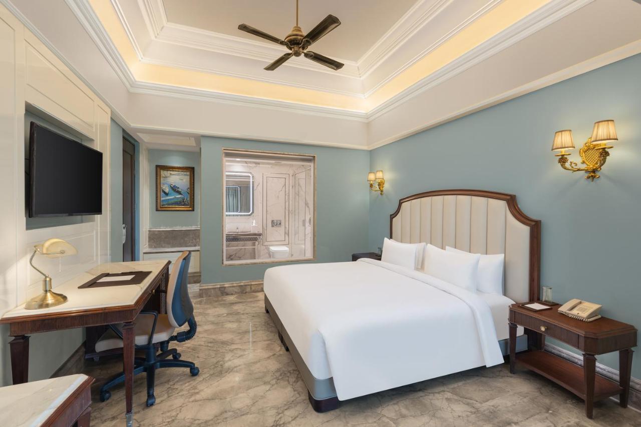 Hotel Hillock أحمد أباد المظهر الخارجي الصورة