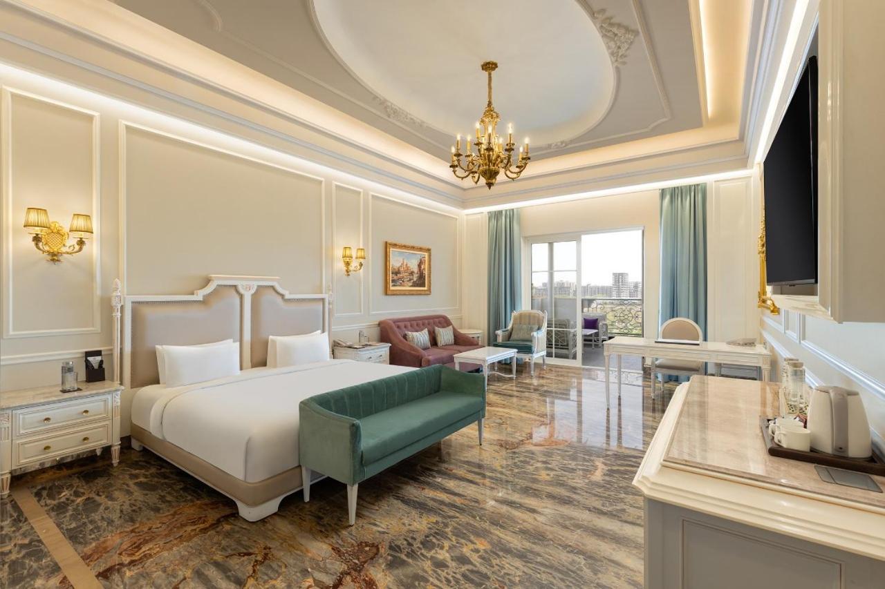 Hotel Hillock أحمد أباد المظهر الخارجي الصورة