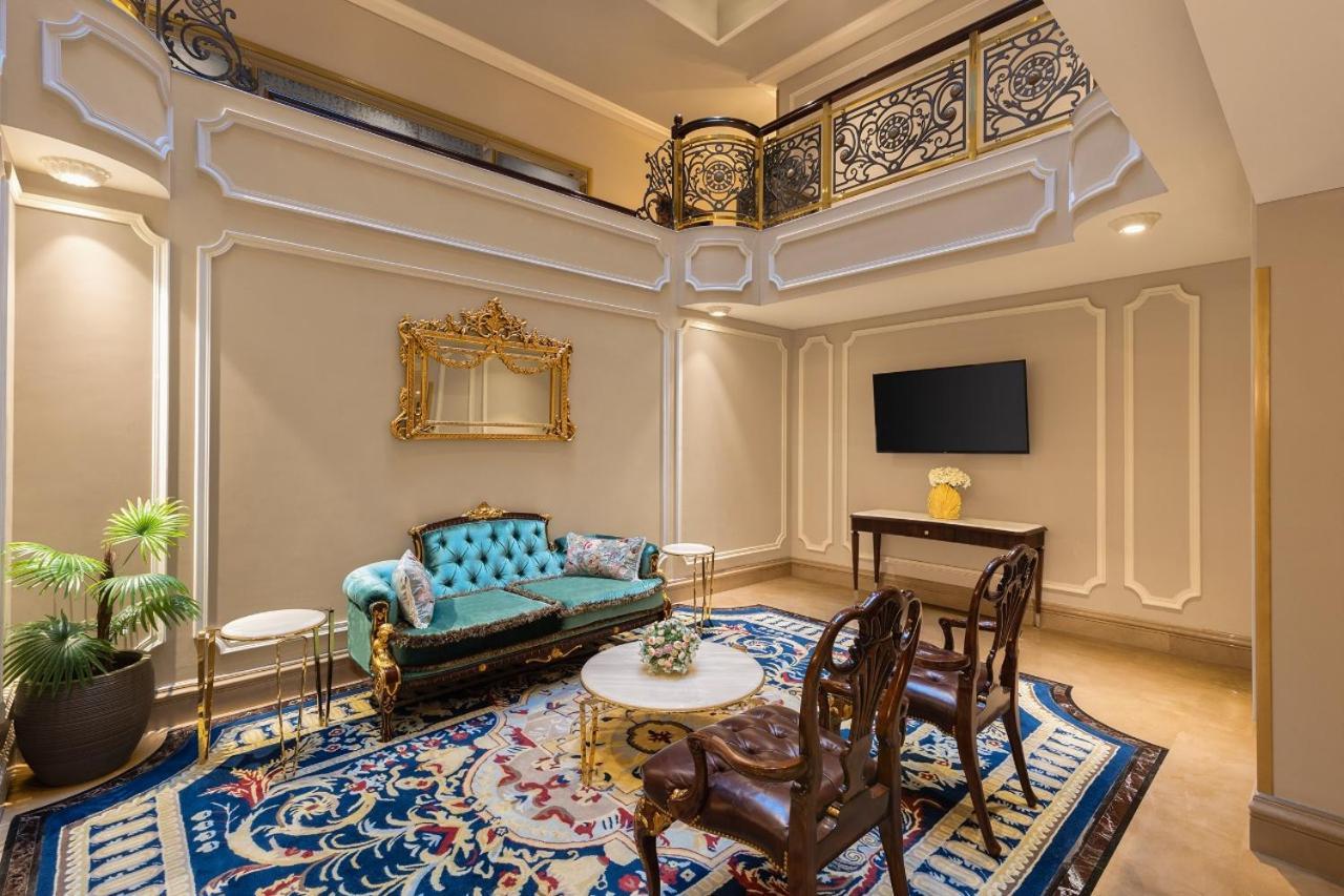 Hotel Hillock أحمد أباد المظهر الخارجي الصورة