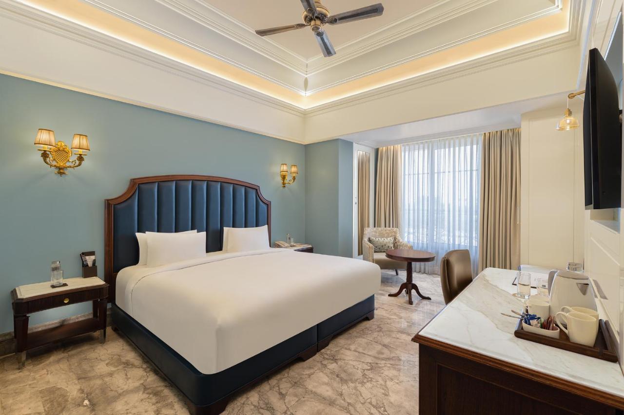 Hotel Hillock أحمد أباد المظهر الخارجي الصورة